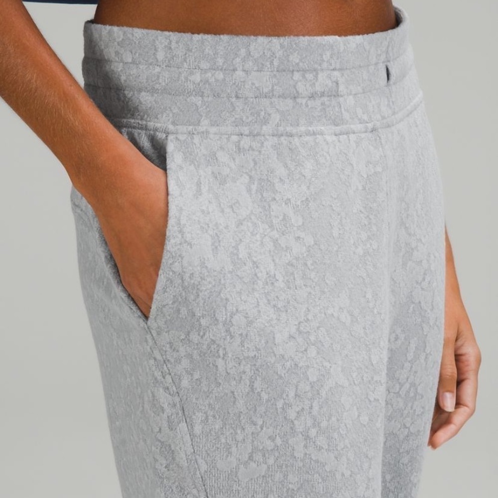 Lululemon Ready to Rulu Classic-Fit High-Rise Jogger Full length - Picture 4 of 9